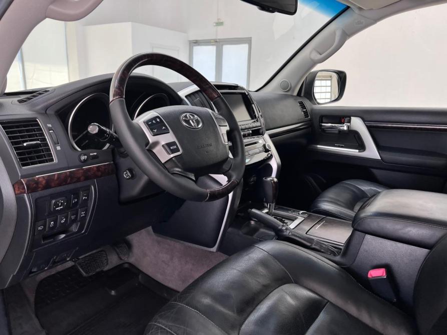 Toyota Land Cruiser 200 Series Рестайлинг 1 Волгоград  - изображение 14