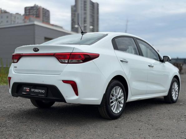 Kia Rio IV с пробегом 2017 года, цена 1 095 000 рублей, 140332 км, седан, Автокод Объявления