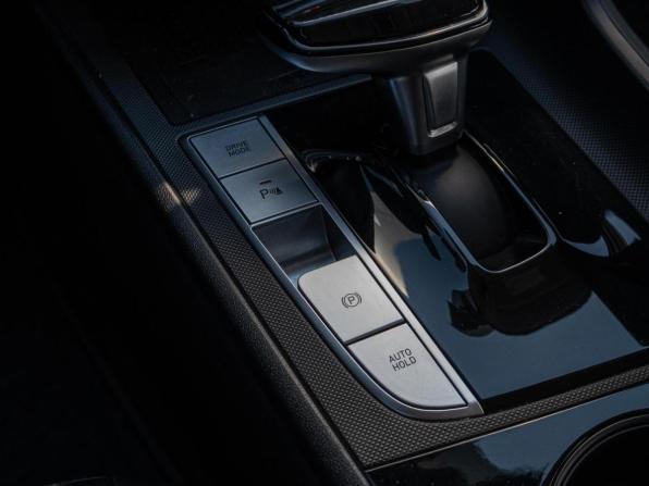 Hyundai Elantra VII (CN7) Рестайлинг с пробегом 2023 года, цена 2 270 000 рублей, 32214 км, седан, Автокод Объявления