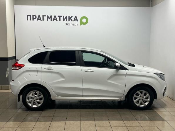 Lada (ВАЗ) XRAY I с пробегом 2017 года, цена 699 000 рублей, 130755 км, хэтчбек, Автокод Объявления