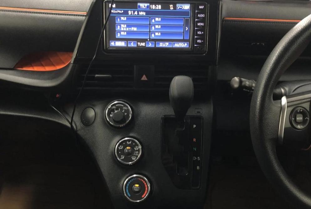 Toyota Sienta II Рестайлинг Астрахань  - изображение 12