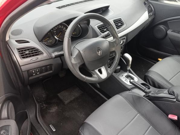 Renault Megane III с пробегом 2010 года, цена 549 000 рублей, 248000 км, хэтчбек, Автокод Объявления