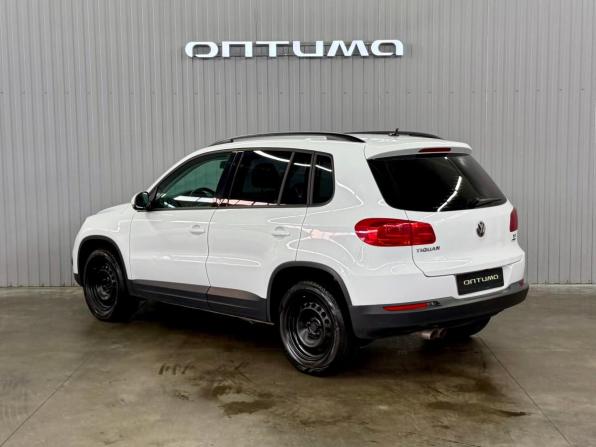 Volkswagen Tiguan I Рестайлинг с пробегом 2016 года, цена 1 597 000 рублей, 56346 км, внедорожник, Автокод Объявления
