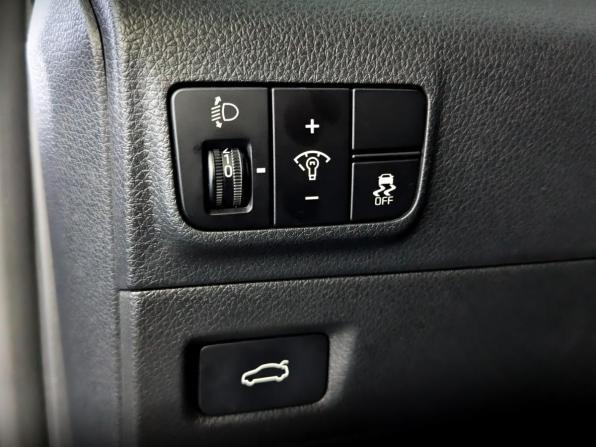 Kia K5 III с пробегом 2022 года, цена 2 840 000 рублей, 68406 км, седан, Автокод Объявления
