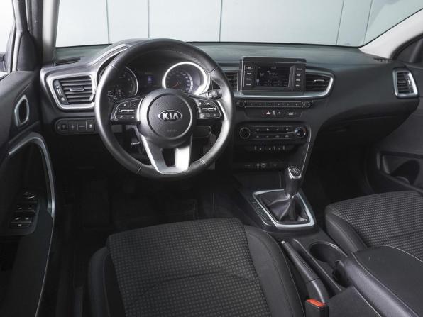 Kia Ceed III с пробегом 2019 года, цена 1 599 000 рублей, 97490 км, хэтчбек, Автокод Объявления