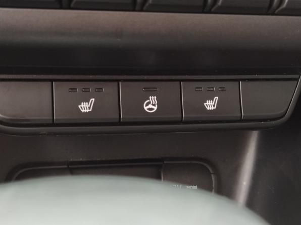 Kia Sportage IV Рестайлинг с пробегом 2020 года, цена 2 500 000 рублей, 97418 км, внедорожник, Автокод Объявления