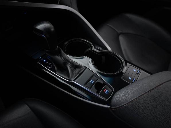 Toyota Camry VIII (XV70) с пробегом 2018 года, цена 2 277 088 рублей, 166921 км, седан, Автокод Объявления