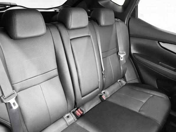 Nissan Qashqai II с пробегом 2014 года, цена 1 745 000 рублей, 124095 км, внедорожник, Автокод Объявления