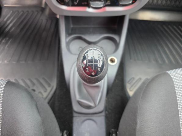 Renault Sandero I с пробегом 2013 года, цена 419 900 рублей, 179802 км, хэтчбек, Автокод Объявления