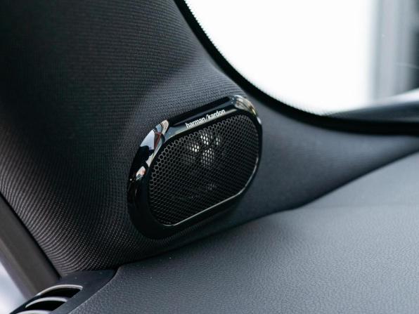 Mini Hatch III (F55/F56) Рестайлинг 2 с пробегом 2021 года, цена 3 190 000 рублей, 22506 км, хэтчбек, Автокод Объявления