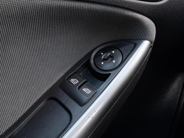 Ford Focus III с пробегом 2013 года, цена 680 000 рублей, 297852 км, хэтчбек, Автокод Объявления