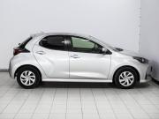Toyota Yaris IV Ростов-на-Дону  - изображение 21