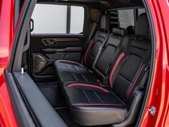 Ram 1500 V с пробегом 2022 года, цена 15 600 000 рублей, 9256 км, offers.body_type.unknown, Автокод Объявления