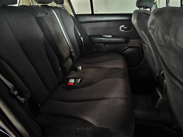 Nissan Tiida I с пробегом 2010 года, цена 850 000 рублей, 65080 км, хэтчбек, Автокод Объявления