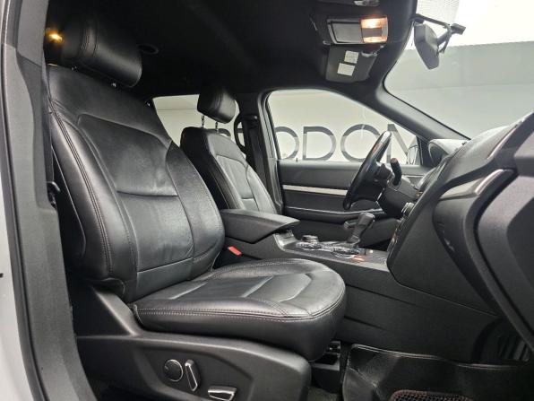 Ford Explorer V Рестайлинг с пробегом 2017 года, цена 2 035 000 рублей, 268384 км, внедорожник, Автокод Объявления