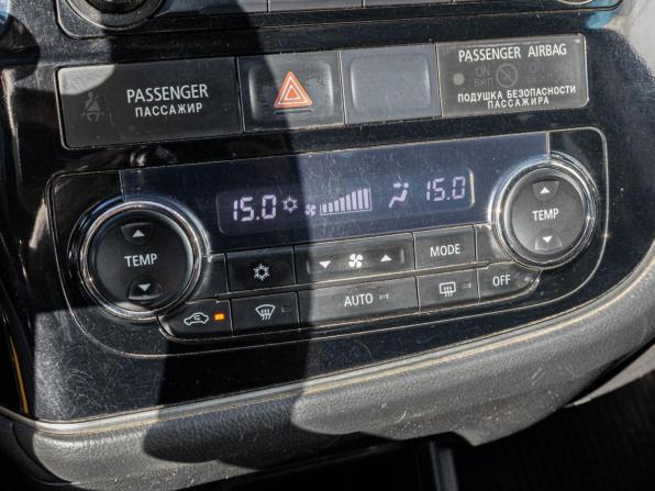 Mitsubishi Outlander III с пробегом 2012 года, цена 1 070 000 рублей, 286213 км, внедорожник, Автокод Объявления