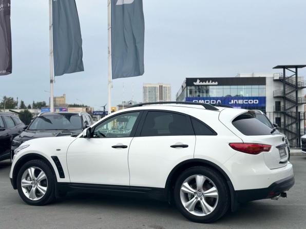 Infiniti FX II (S51) Рестайлинг с пробегом 2011 года, цена 1 980 000 рублей, 135248 км, внедорожник, Автокод Объявления