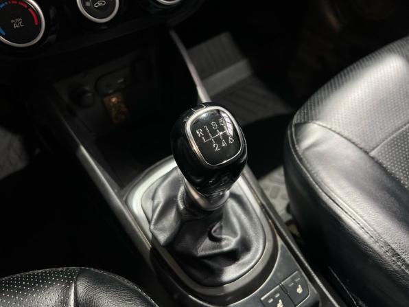 Kia Rio III Рестайлинг с пробегом 2015 года, цена 859 900 рублей, 169000 км, седан, Автокод Объявления