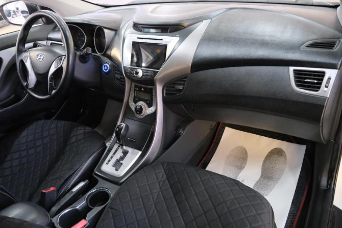 Hyundai Avante V с пробегом 2011 года, цена 819 000 рублей, 176000 км, седан, Автокод Объявления