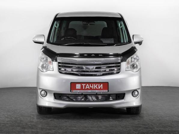 Toyota Noah II (R70) с пробегом 2012 года, цена 1 385 000 рублей, 271157 км, минивэн, Автокод Объявления
