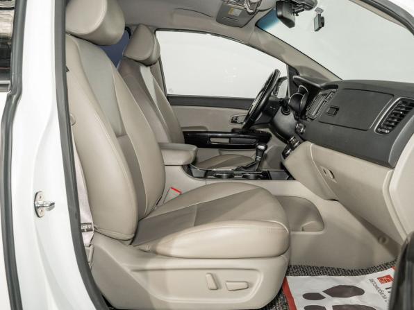 Kia Carnival III с пробегом 2018 года, цена 2 700 000 рублей, 121714 км, минивэн, Автокод Объявления