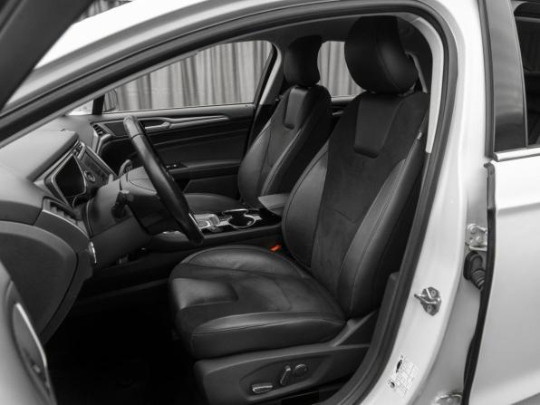Ford Mondeo V с пробегом 2016 года, цена 1 650 000 рублей, 133035 км, седан, Автокод Объявления