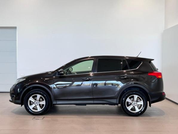 Toyota RAV4 IV (XA40) с пробегом 2015 года, цена 1 790 000 рублей, 213239 км, внедорожник, Автокод Объявления
