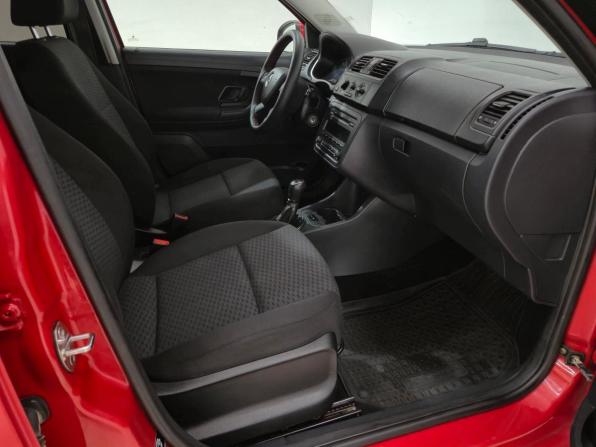 Skoda Fabia II Рестайлинг с пробегом 2013 года, цена 420 000 рублей, 296691 км, хэтчбек, Автокод Объявления