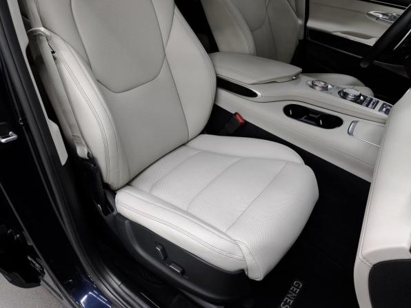Genesis GV70 I с пробегом 2021 года, цена 4 500 000 рублей, 44302 км, внедорожник, Автокод Объявления