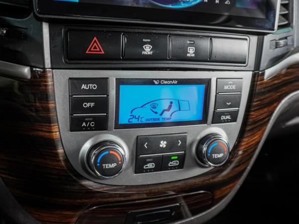 Hyundai Santa Fe II Рестайлинг с пробегом 2011 года, цена 1 459 000 рублей, 125345 км, внедорожник, Автокод Объявления