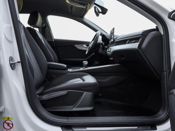 Audi A4 V (B9) Рестайлинг с пробегом 2020 года, цена 3 249 000 рублей, 22687 км, седан, Автокод Объявления