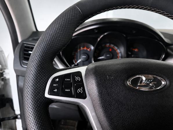 Lada (ВАЗ) Vesta I с пробегом 2021 года, цена 939 000 рублей, 87335 км, седан, Автокод Объявления
