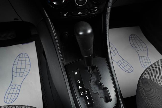 Hyundai Solaris I с пробегом 2012 года, цена 819 000 рублей, 211756 км, седан, Автокод Объявления