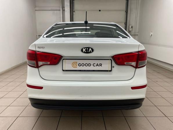 Kia Rio III Рестайлинг с пробегом 2017 года, цена 1 170 000 рублей, 122969 км, седан, Автокод Объявления