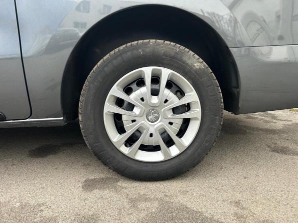 Peugeot Traveller I с пробегом 2021 года, цена 2 435 000 рублей, 162552 км, минивэн, Автокод Объявления