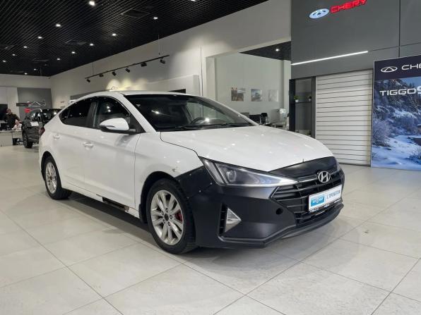 Hyundai Elantra VI (AD) Рестайлинг с пробегом 2019 года, цена 1 060 000 рублей, 379559 км, седан, Автокод Объявления