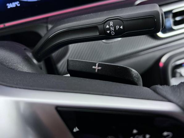 Mercedes-Benz V-Класс III (W447) Рестайлинг 2 с пробегом 2024 года, цена 10 899 000 рублей, 9692 км, минивэн, Автокод Объявления