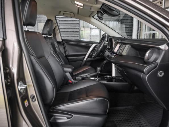 Toyota RAV4 IV (XA40) Рестайлинг с пробегом 2017 года, цена 2 449 000 рублей, 79389 км, внедорожник, Автокод Объявления