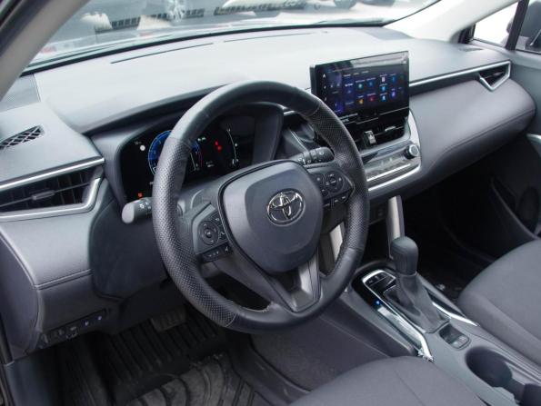 Toyota Corolla Cross I с пробегом 2024 года, цена 3 340 000 рублей, 708 км, внедорожник, Автокод Объявления