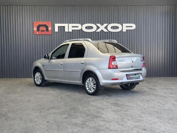 Renault Logan I Рестайлинг с пробегом 2011 года, цена 427 000 рублей, 199029 км, седан, Автокод Объявления