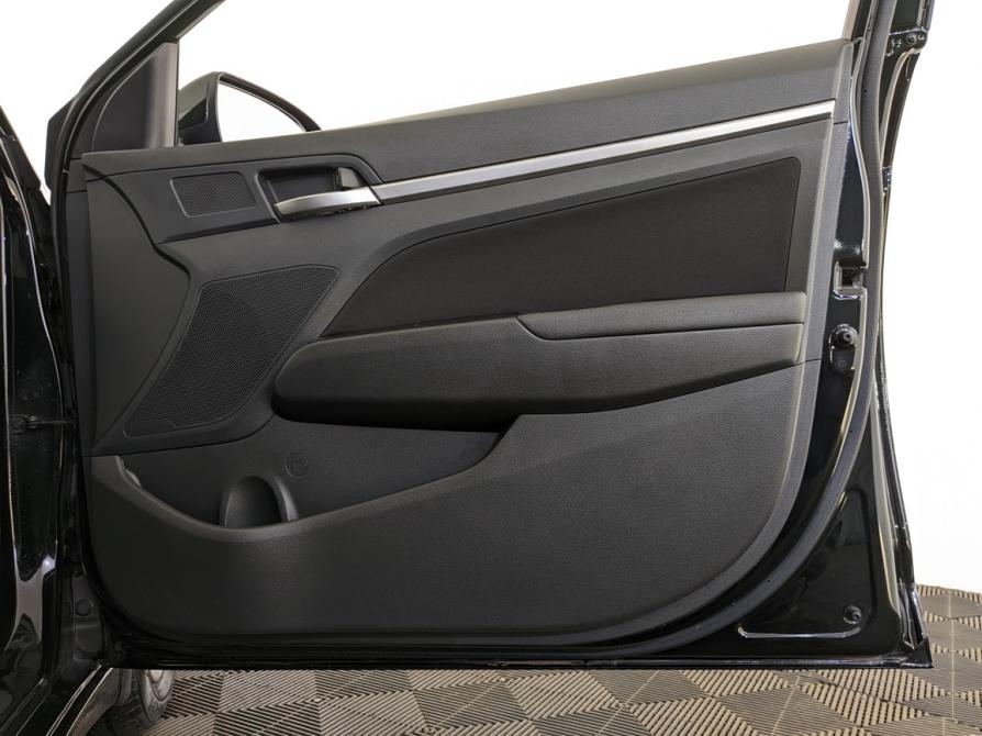 Hyundai Elantra VI (AD) Рестайлинг Москва  - изображение 24