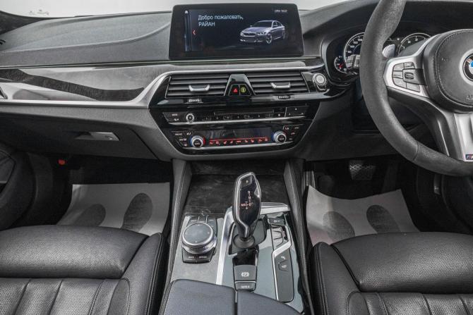 BMW 5 серии VII (G30/G31/G38) с пробегом 2017 года, цена 3 549 000 рублей, 150000 км, седан, Автокод Объявления
