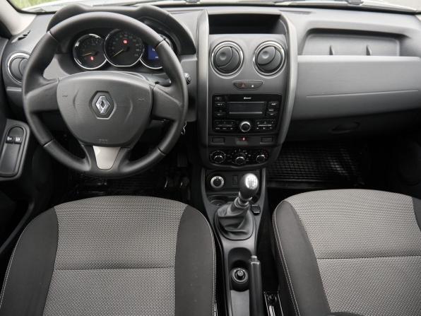 Renault Duster I Рестайлинг с пробегом 2018 года, цена 1 340 000 рублей, 130850 км, внедорожник, Автокод Объявления