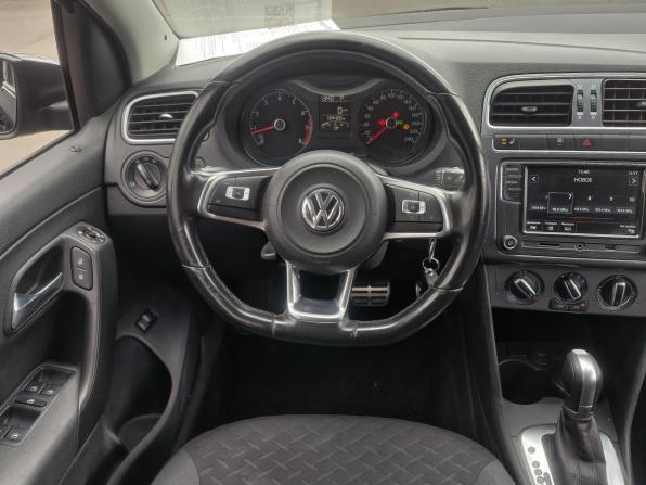 Volkswagen Polo V Рестайлинг с пробегом 2018 года, цена 1 172 000 рублей, 134422 км, седан, Автокод Объявления