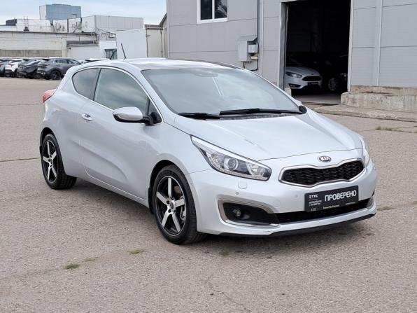 Kia Ceed II Рестайлинг с пробегом 2015 года, цена 1 230 000 рублей, 130000 км, хэтчбек, Автокод Объявления