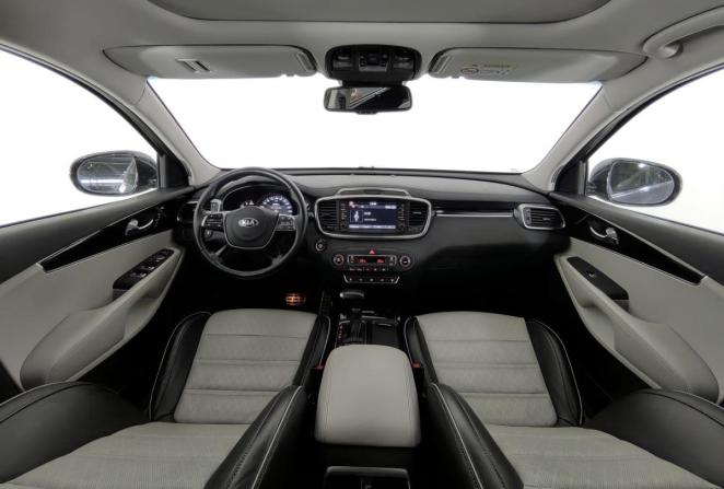 Kia Sorento II Рестайлинг с пробегом 2018 года, цена 2 850 000 рублей, 126366 км, внедорожник, Автокод Объявления