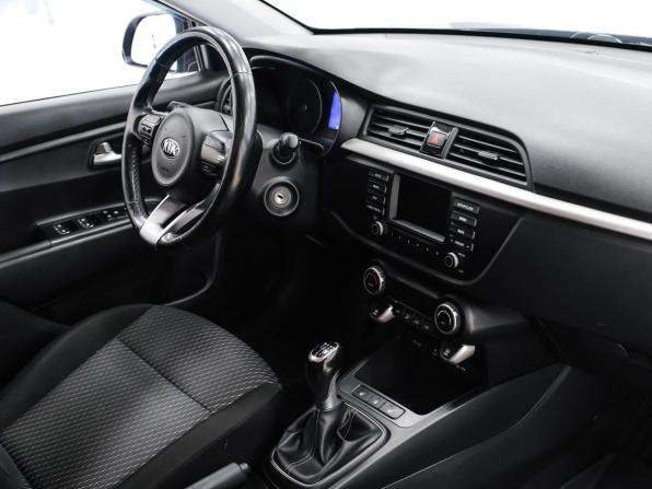 Kia Rio IV с пробегом 2019 года, цена 1 370 000 рублей, 65000 км, хэтчбек, Автокод Объявления