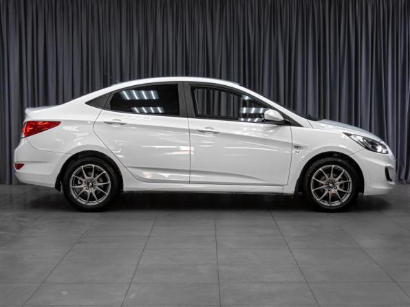 Hyundai Solaris I с пробегом 2014 года, цена 979 000 рублей, 165865 км, седан, Автокод Объявления