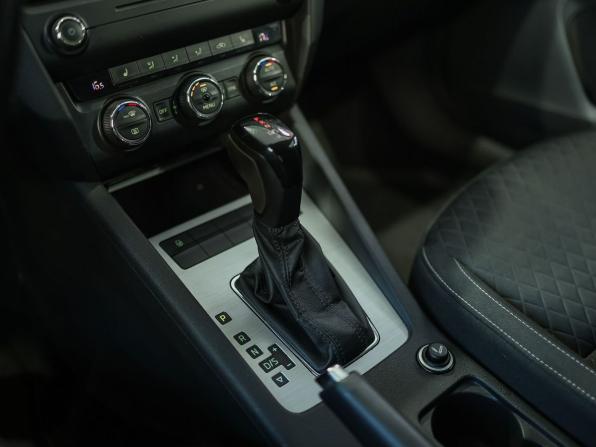 Skoda Octavia III (A7) с пробегом 2016 года, цена 1 375 000 рублей, 201295 км, лифтбек, Автокод Объявления