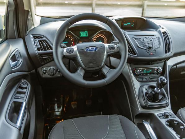 Ford Kuga II с пробегом 2013 года, цена 1 148 000 рублей, 140799 км, внедорожник, Автокод Объявления